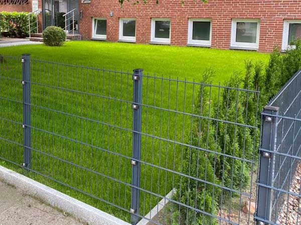 Zäune und Sichtschutzelemente - Gartenbau Heidmühlen
