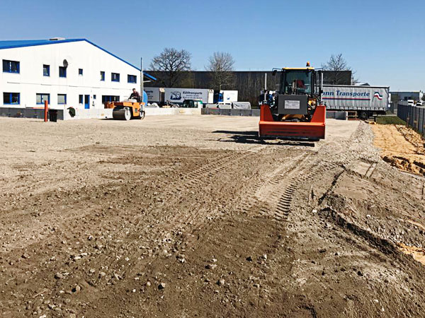 Erdbau Tiefbau Galabau in Heidmühlen